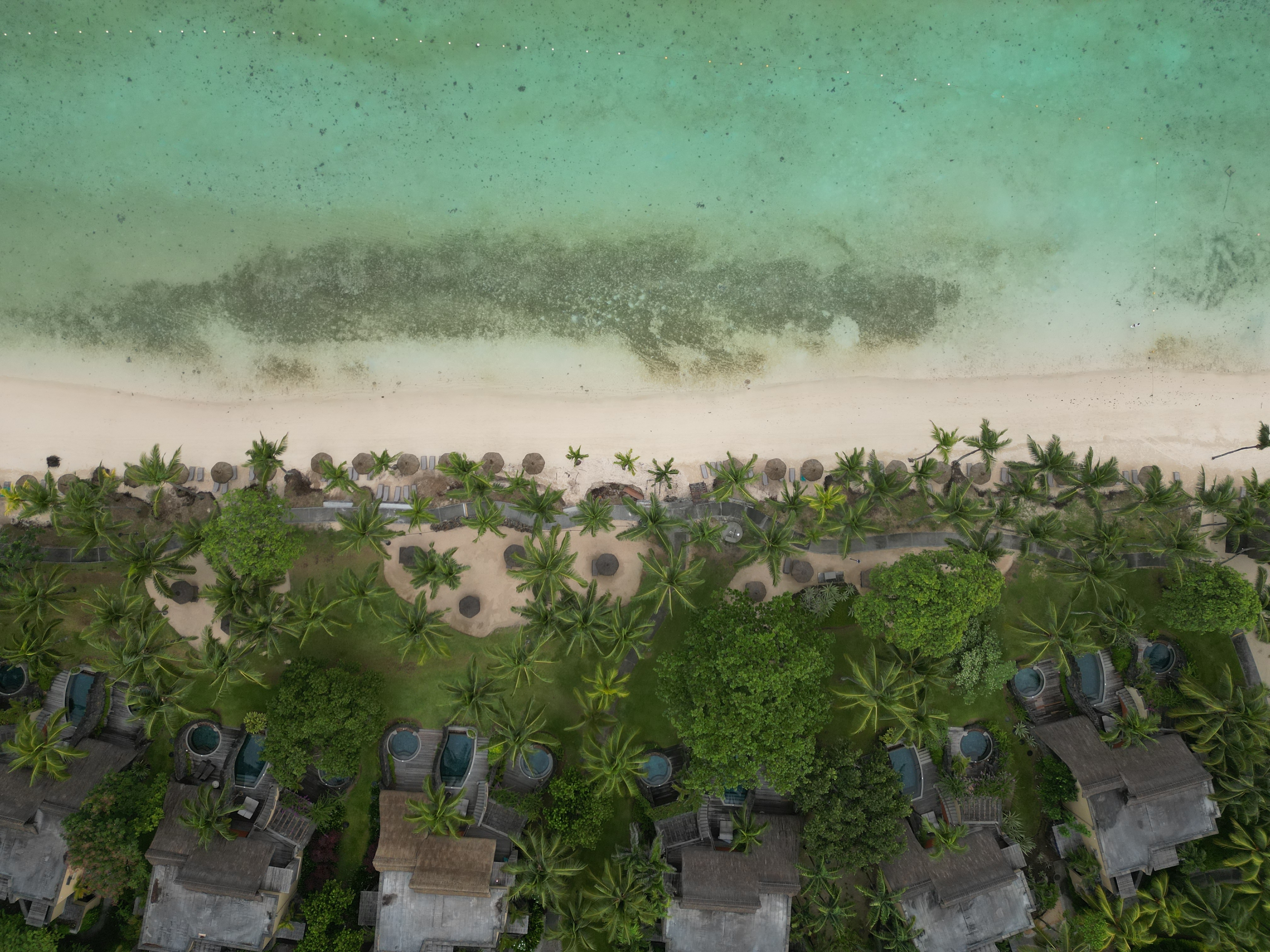 Vue aérienne de l'hotel Beachcomber Trou aux Biches